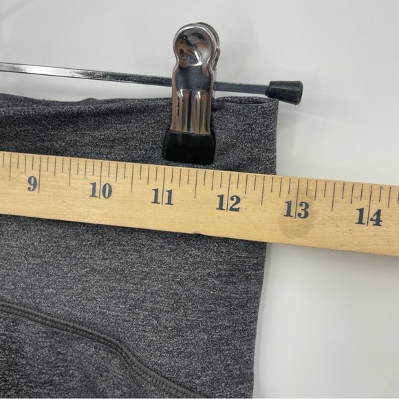 Lululemon Train Times Crop gray Leggings Sz 6 Inseam 17” - Picture 6 of 7